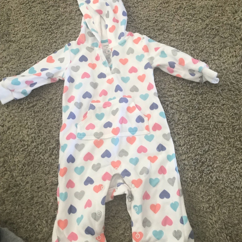 Heart body suit 9 months